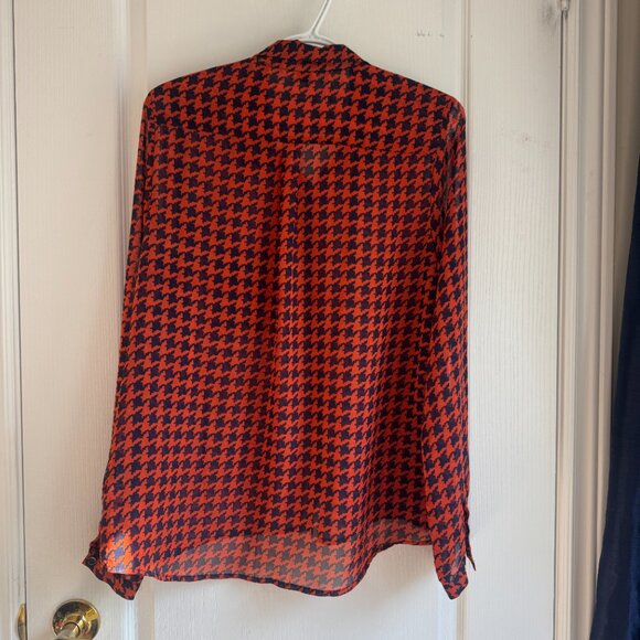 sheer patterned button up top - Picture 4 of 5
